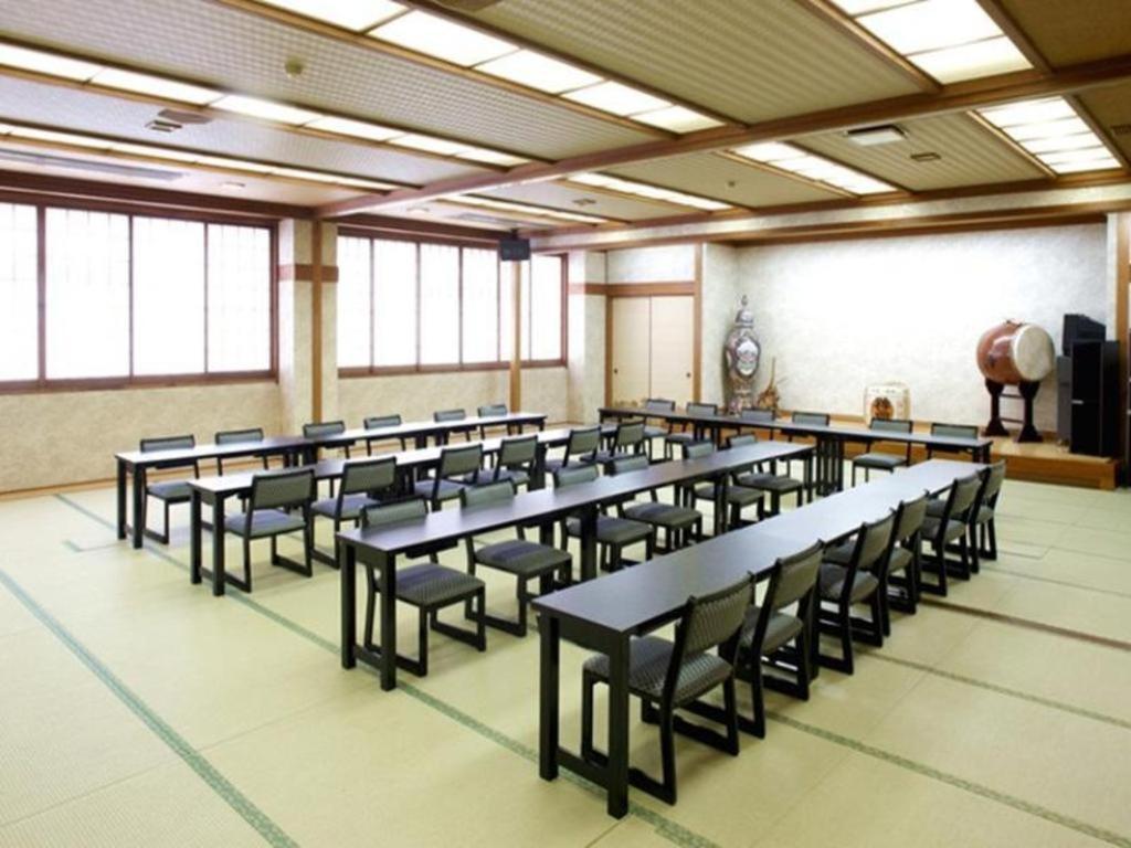 Business Hotel Kurama Hikone Exterior photo